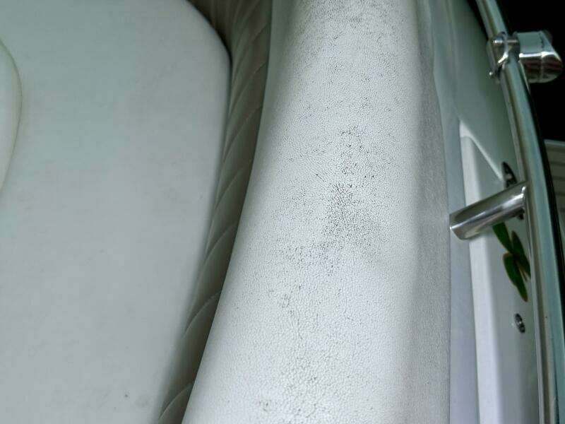 2004 Four Winns Vista 288