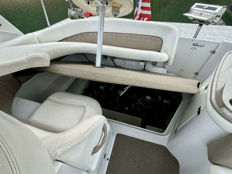 2004 Four Winns Vista 288