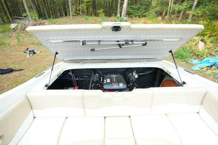 2016 Stingray 225 CR