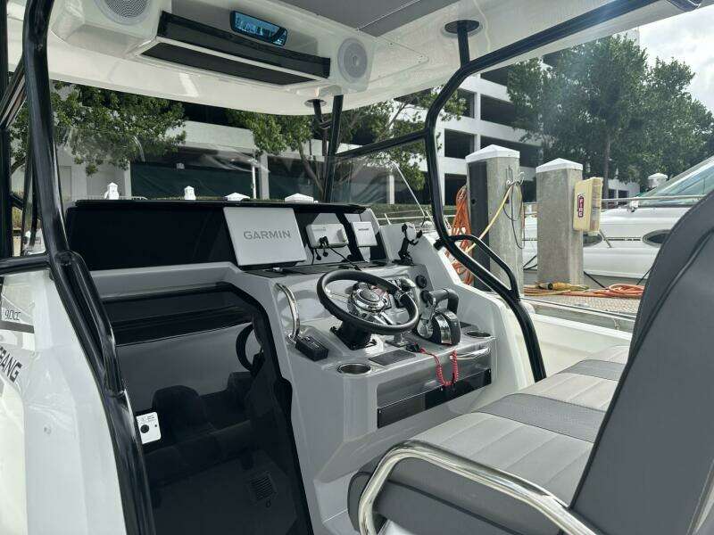 2023 Jeanneau Leader 9.0 CC