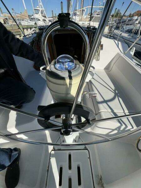 1990 Hunter 35.5 Legend