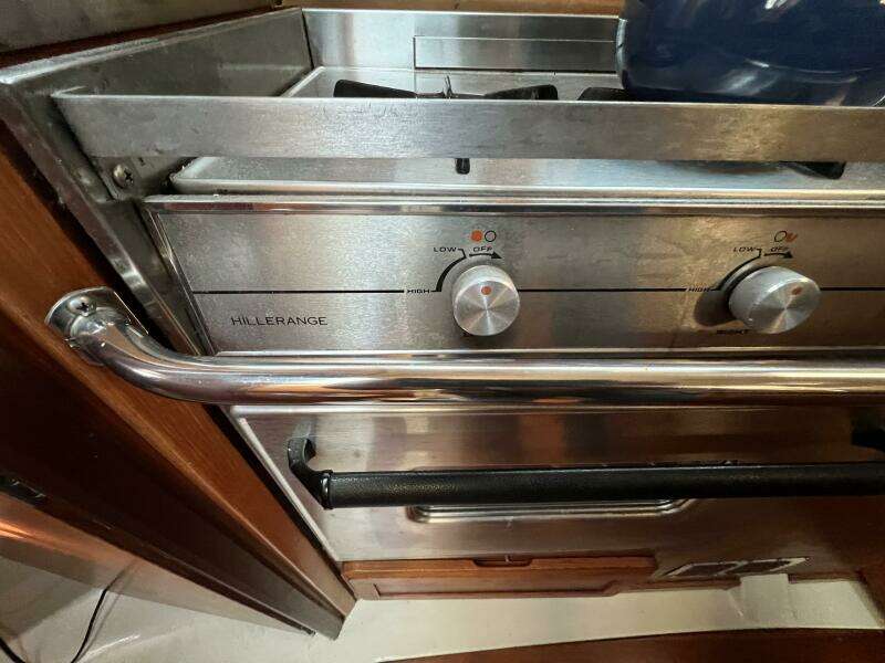 1990 Hunter 35.5 Legend