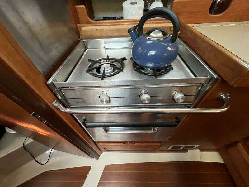 1990 Hunter 35.5 Legend