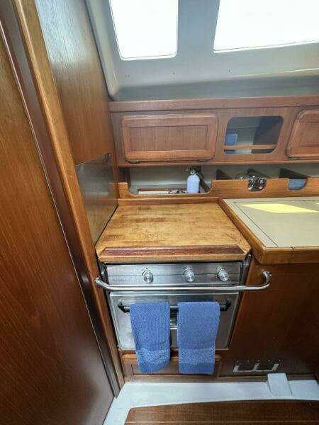 1990 Hunter 35.5 Legend