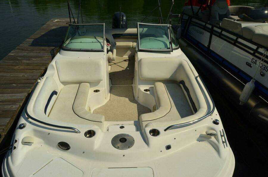 2011 Hurricane SUNDECK 217