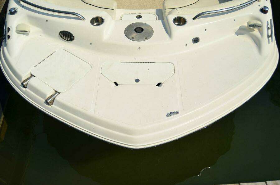2011 Hurricane SUNDECK 217