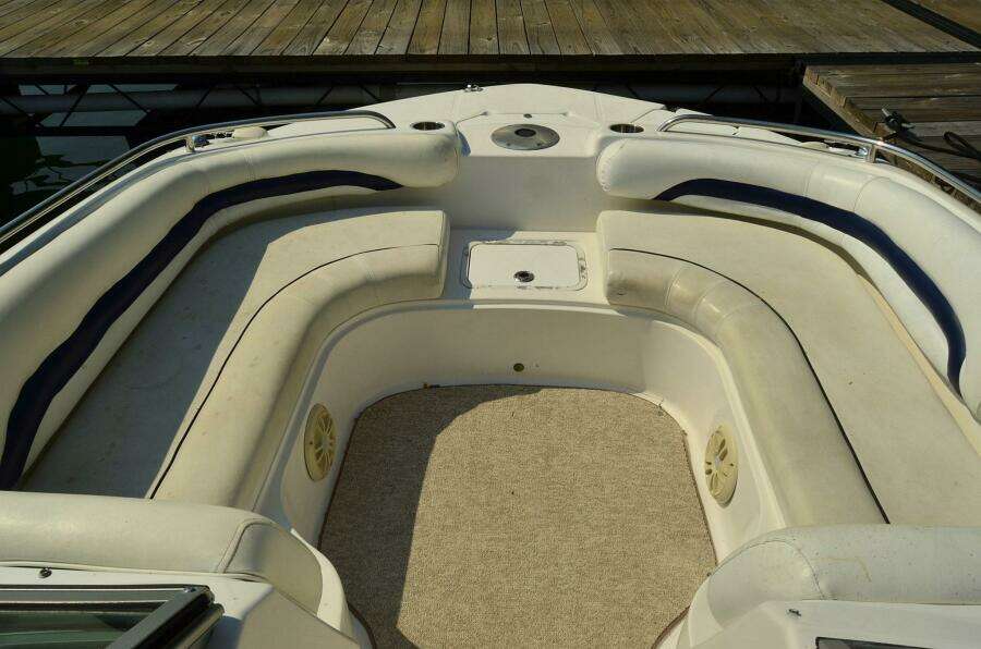 2011 Hurricane SUNDECK 217
