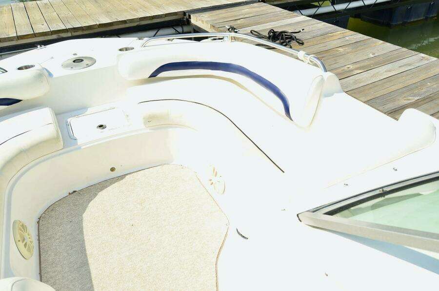 2011 Hurricane SUNDECK 217