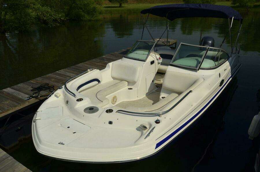 2011 Hurricane SUNDECK 217