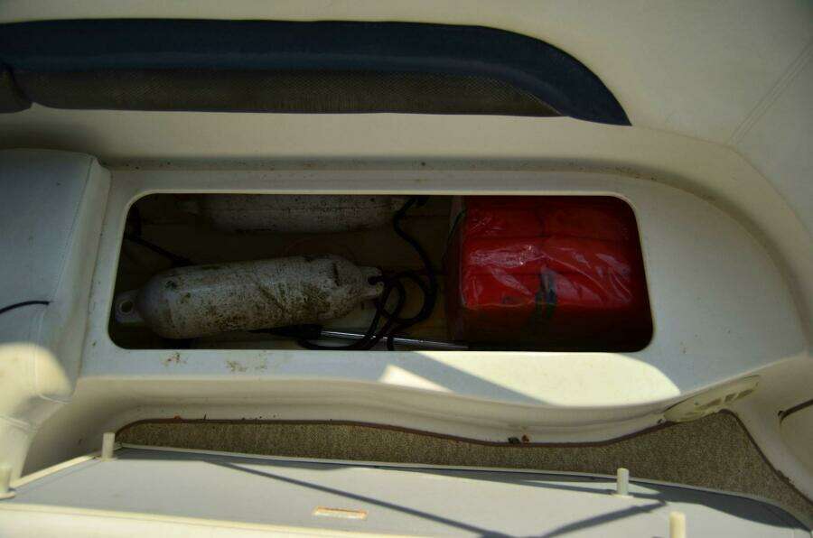 2011 Hurricane SUNDECK 217