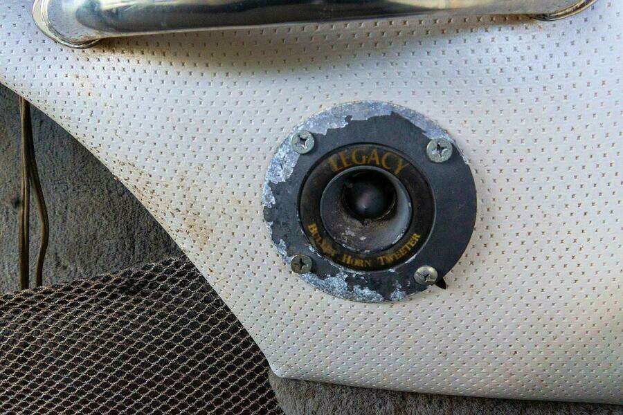 2003 Malibu Wakesetter 23 XTi