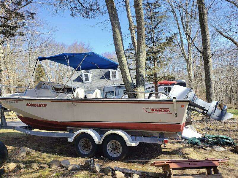 1983 Boston Whaler Revenge