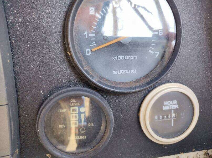 1983 Boston Whaler Revenge