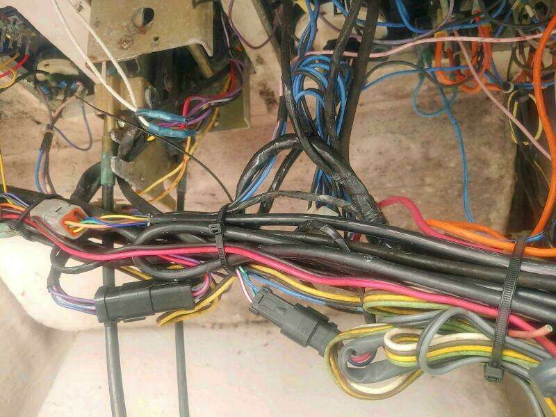 2001 Aquasport 219 CC