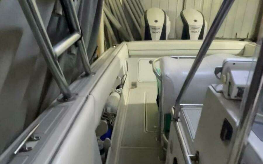 1990 Wellcraft Scarab 30 Cuddy