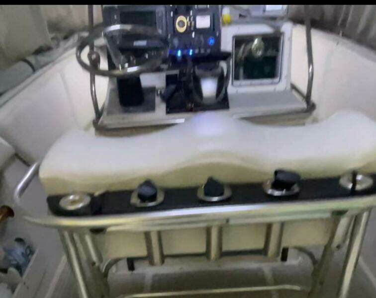 1990 Wellcraft Scarab 30 Cuddy