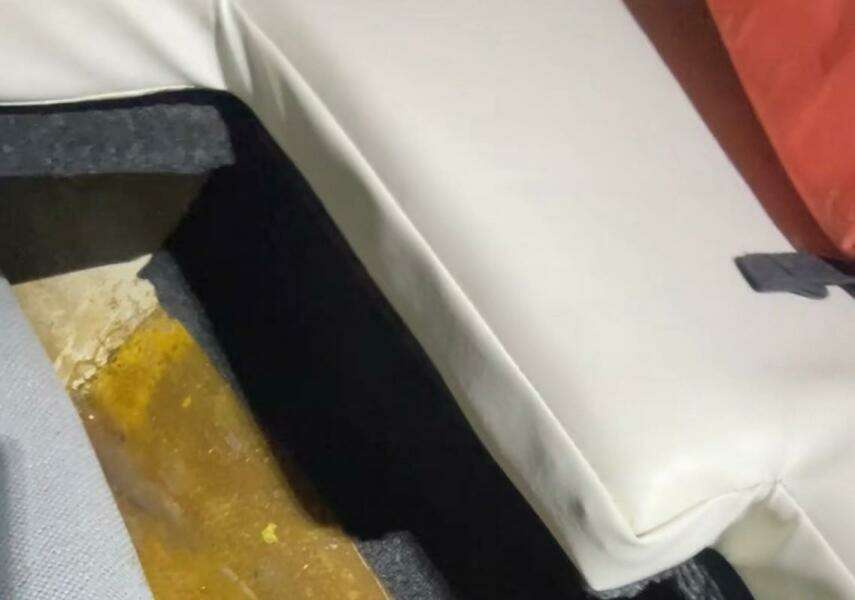 1990 Wellcraft Scarab 30 Cuddy