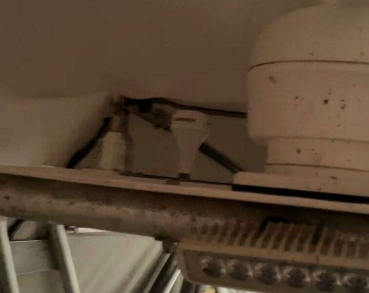 1990 Wellcraft Scarab 30 Cuddy