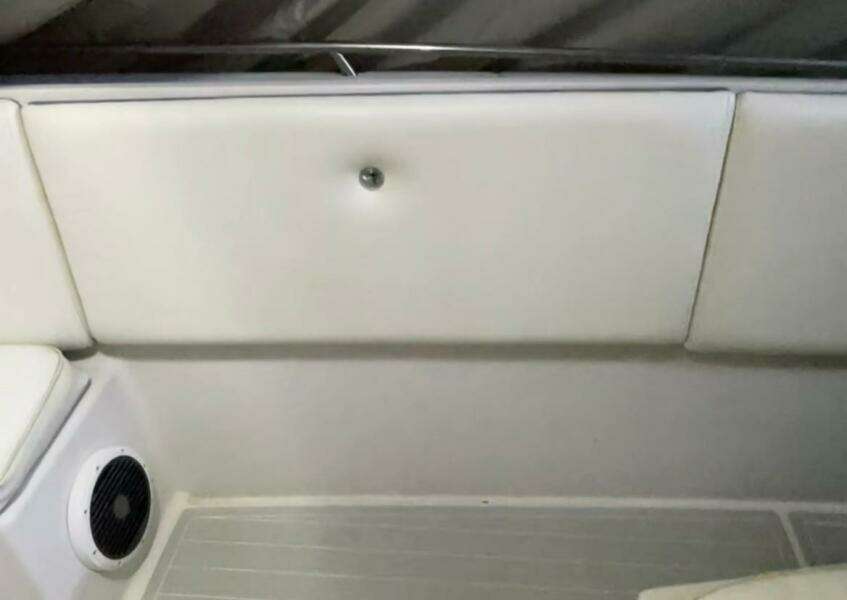 1990 Wellcraft Scarab 30 Cuddy