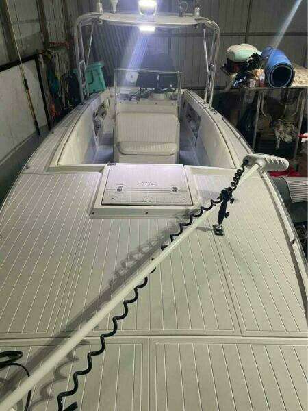 1990 Wellcraft Scarab 30 Cuddy