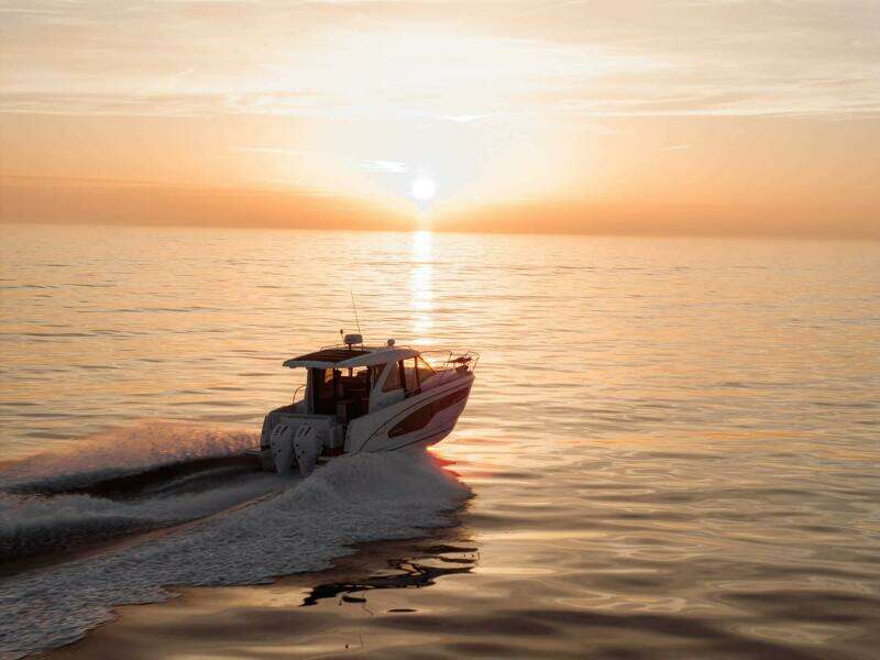 2025 BENETEAU Antares 9