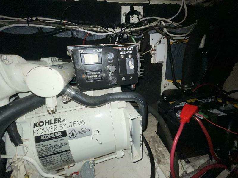 2005 Monterey 322 Cruiser