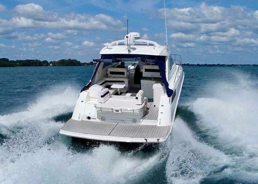 2010 Sea Ray 450 Sundancer