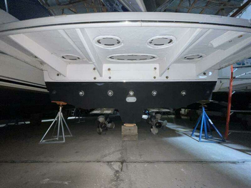 2010 Sea Ray 450 Sundancer