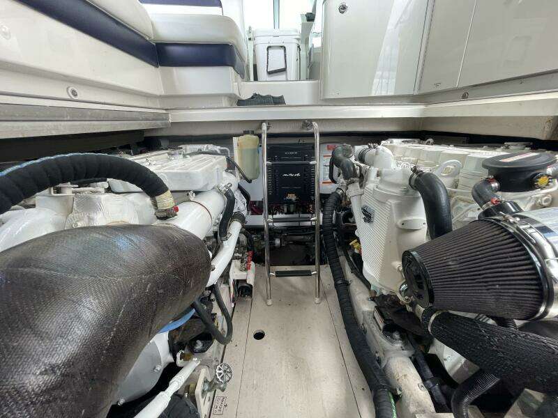 2010 Sea Ray 450 Sundancer