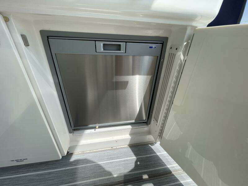 2010 Sea Ray 450 Sundancer