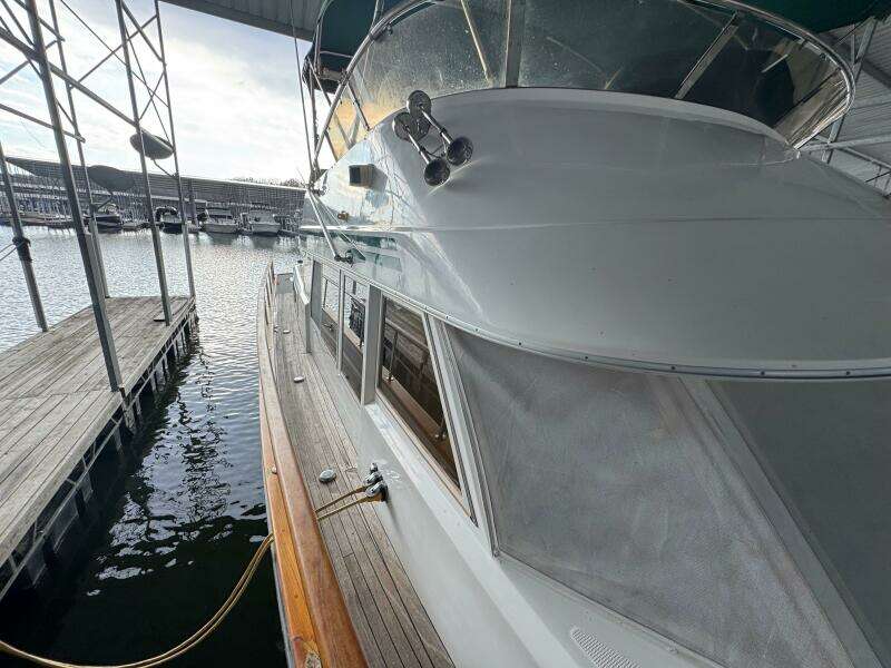 14 1991 Ocean Alexander 456 Knot Yet   Starboard Side