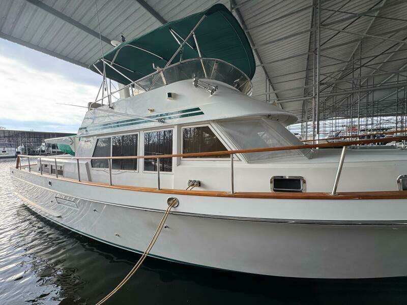 7 1991 Ocean Alexander 456 Knot Yet   Starboard Side
