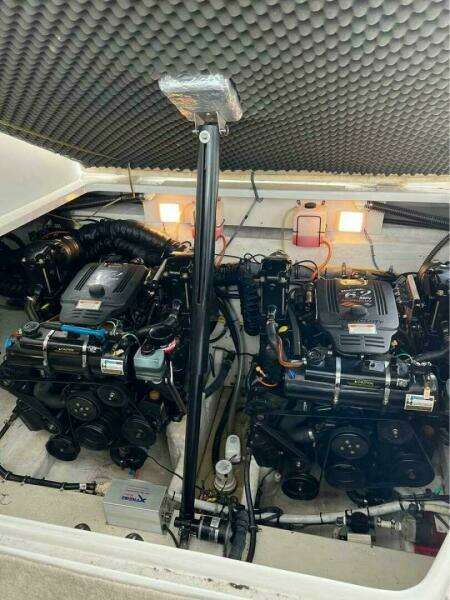 2006 Crownline 340 CR