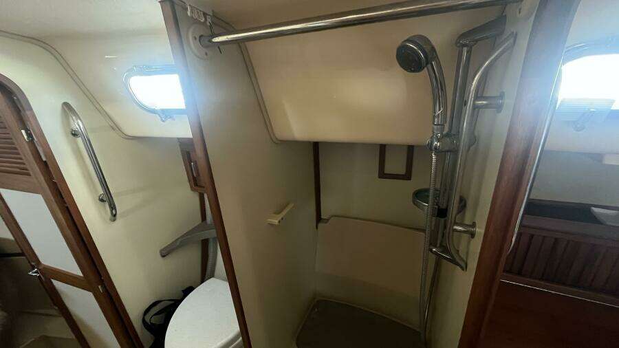 2008 Island Packet PY Trawler / Motorsailer