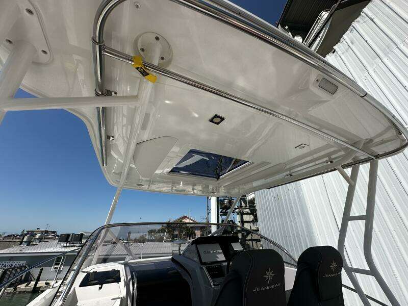 2024 Jeanneau 9.0 Leader