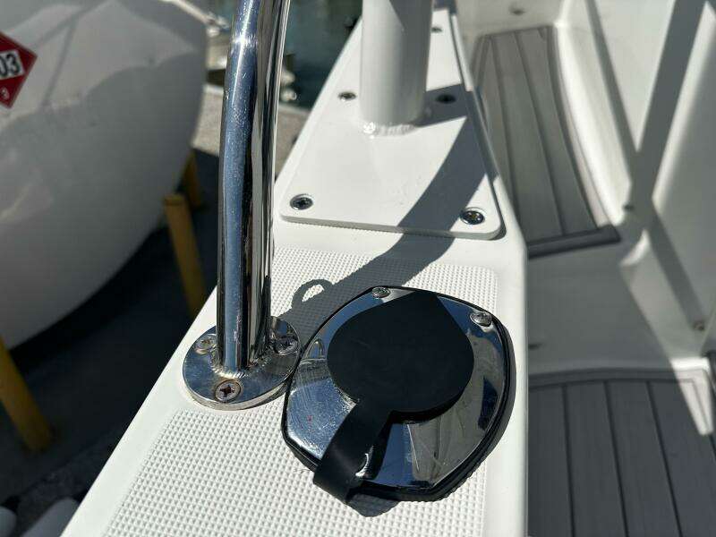 2024 Jeanneau 9.0 Leader