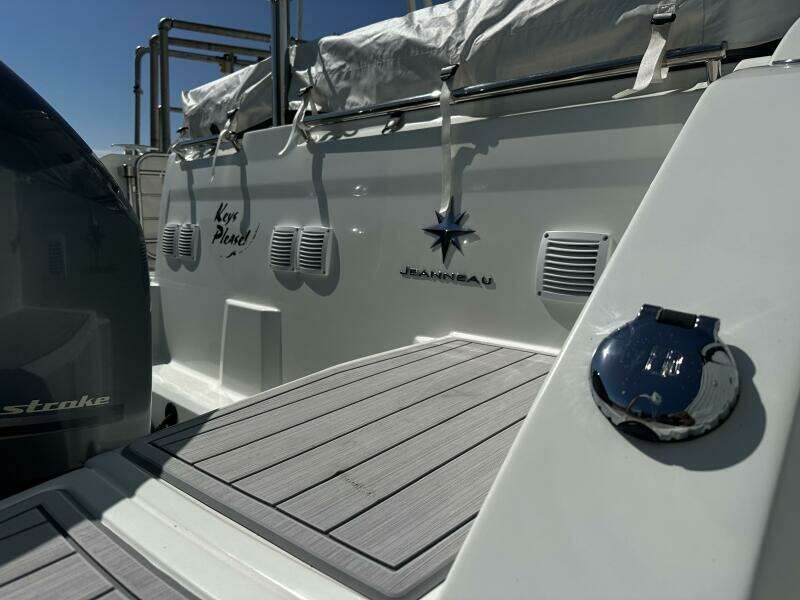 2024 Jeanneau 9.0 Leader