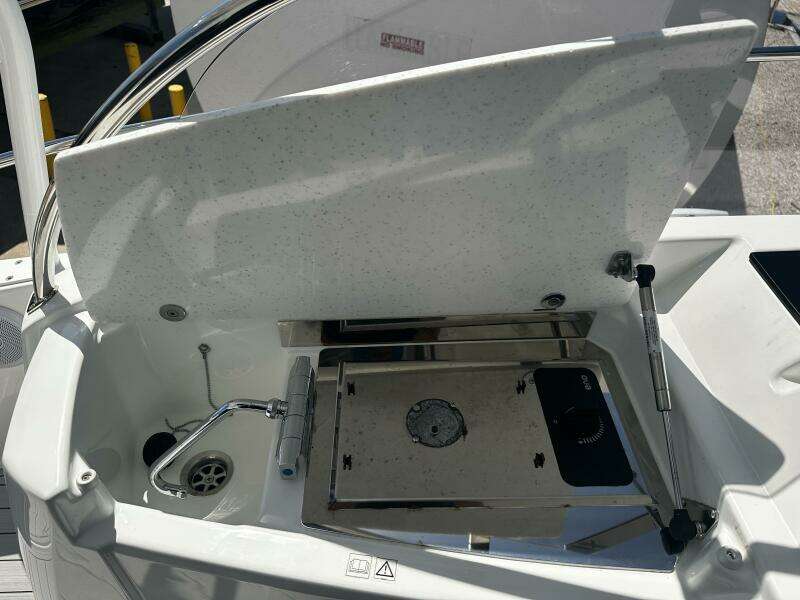 2024 Jeanneau 9.0 Leader