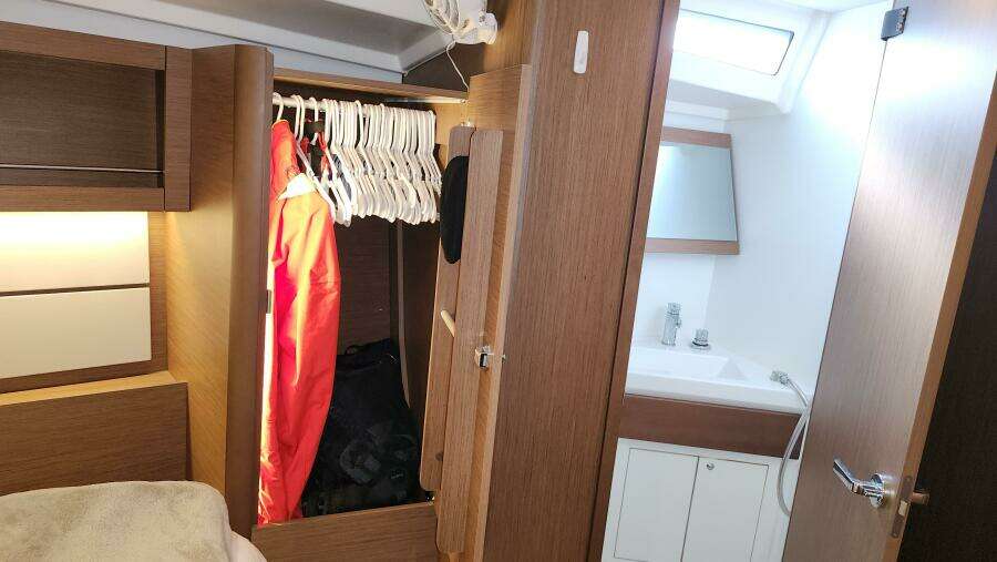 Beneteau Oceanis 46.1