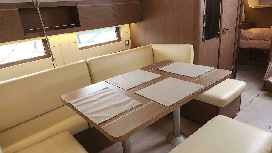 Beneteau Oceanis 46.1