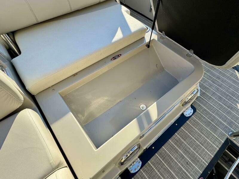 2016 Harris Grand Mariner 250 SLEC Tritoon