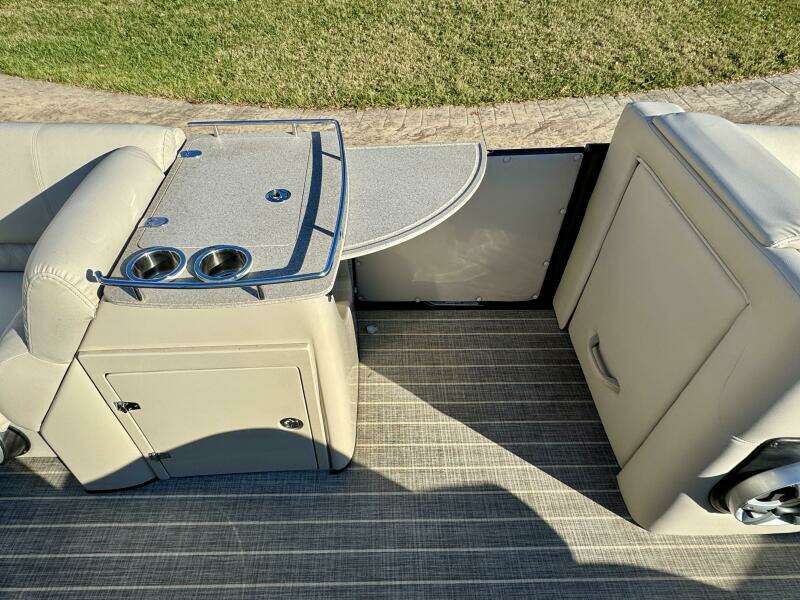 2016 Harris Grand Mariner 250 SLEC Tritoon