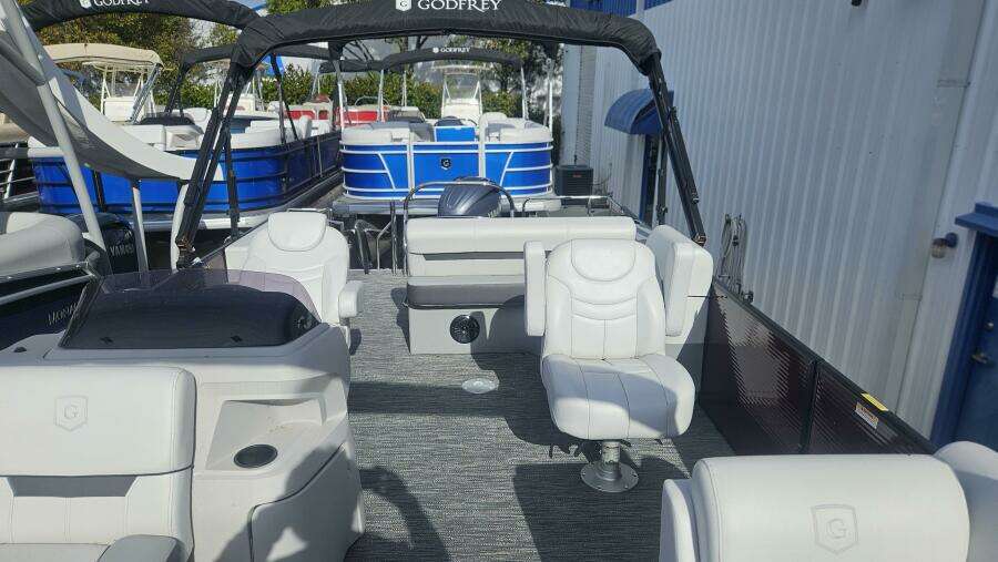 2024 Godfrey Sweetwater 2286