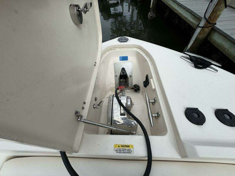 2021 Grady-White Freedom 285