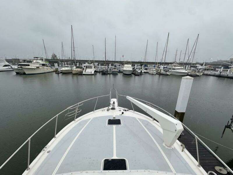 1989 Viking 44 Motor Yacht