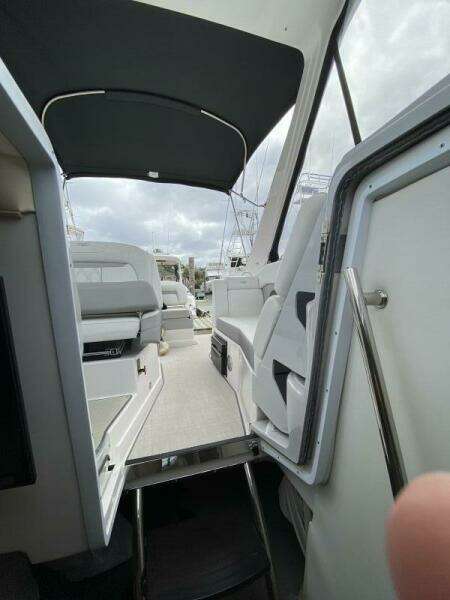 2020 Regal 28 Express