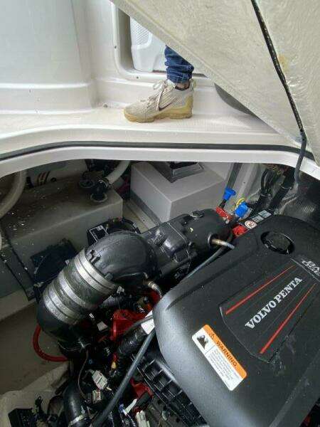 2020 Regal 28 Express