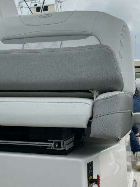 2020 Regal 28 Express