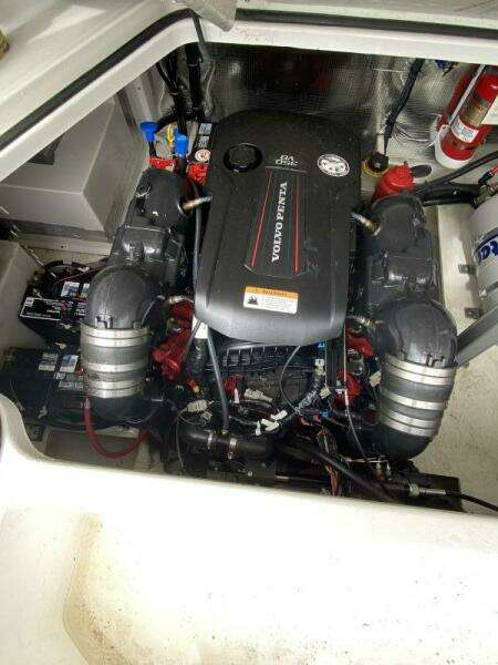 2020 Regal 28 Express