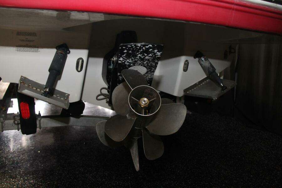 2006 Chaparral 256 SSi